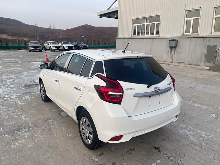 2022 Toyota Vios FS
