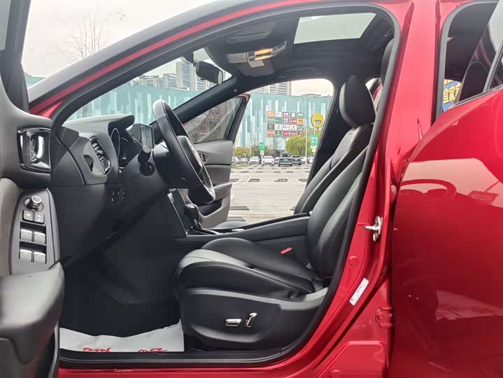 Mazda CX-4 2021 2021款 2.0L 自动两驱蓝天活力版