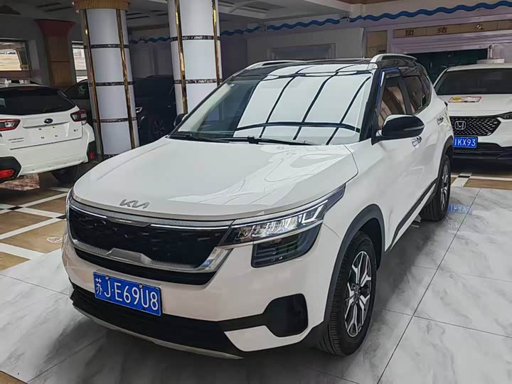 2021 Kia KX3