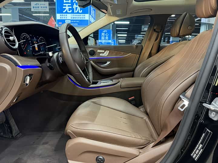 Zdjęcie 6 - Mercedes-Benz E-Class