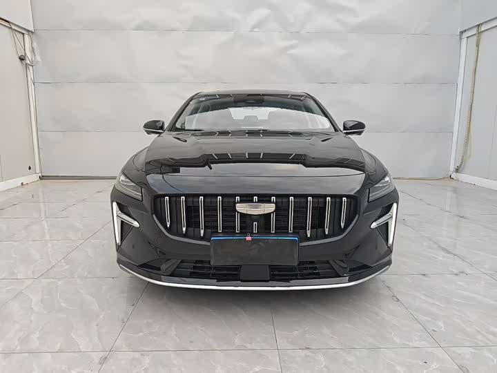 Geely Preface L 2024 2024款 油混 1.5TD 星河版