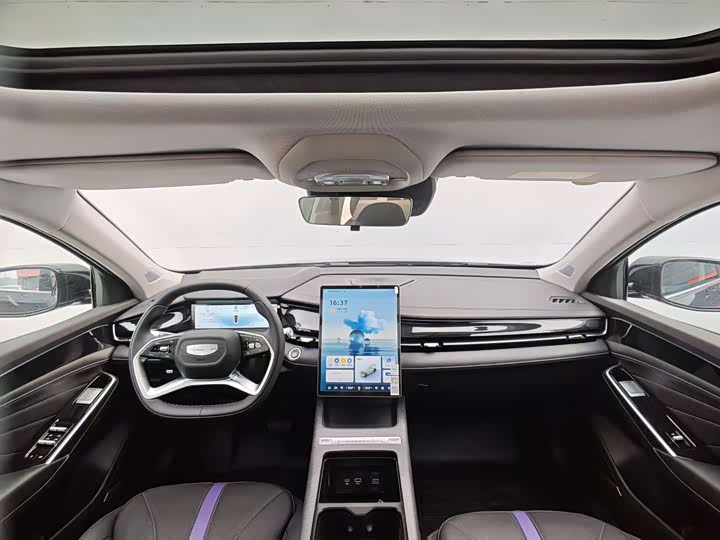 Geely Preface L 2024 2024款 油混 1.5TD 星河版