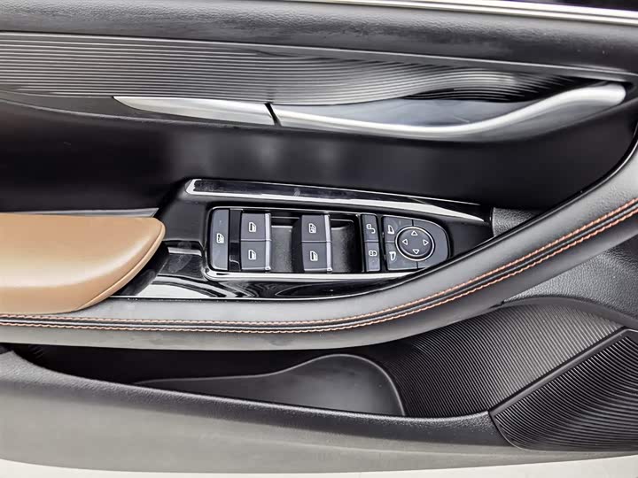 BYD Song Plus 2020 2020款 1.5T 自动豪华型