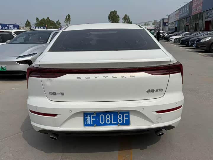 Bestune B70 2025 2025款 龙耀版 1.5T 舒享型