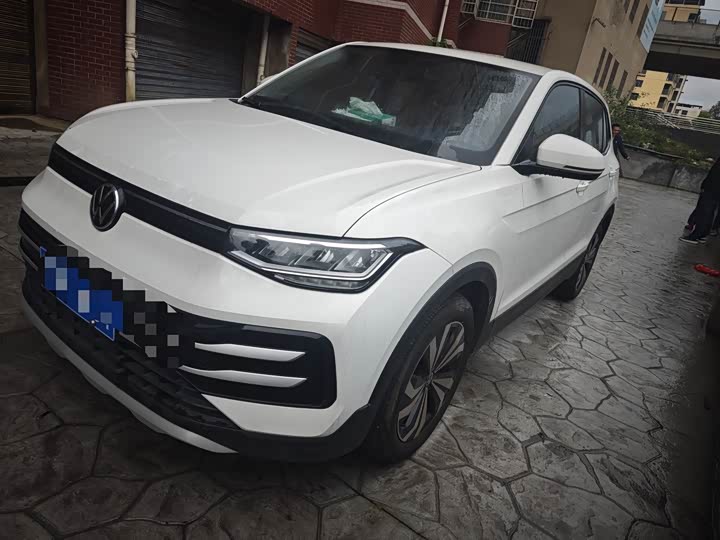Volkswagen Tharu 2025 2025款 新锐 1.5L 锐意版
