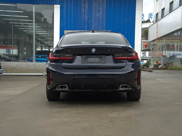 Zdjęcie 8 - BMW 3 Series
