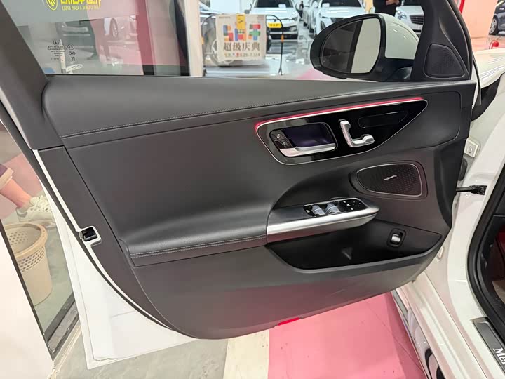 Фото 9 - Mercedes-Benz C-Class