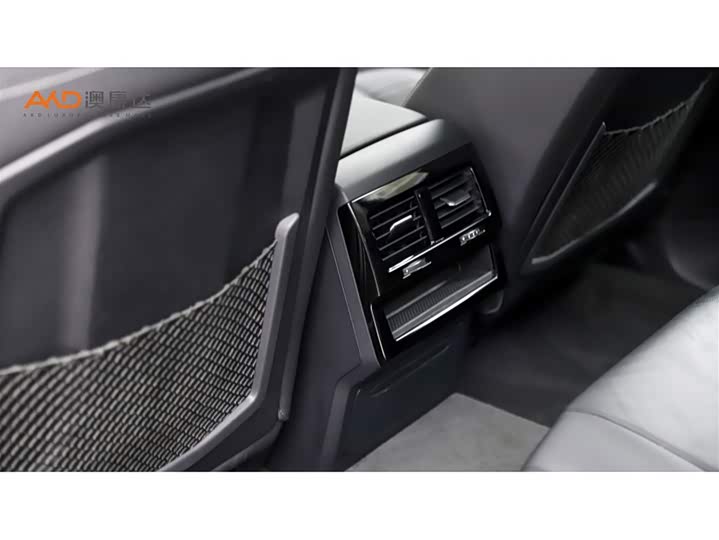Volkswagen Touareg 2021 2021款 3.0TSI 锐享版 曜黑运动套装