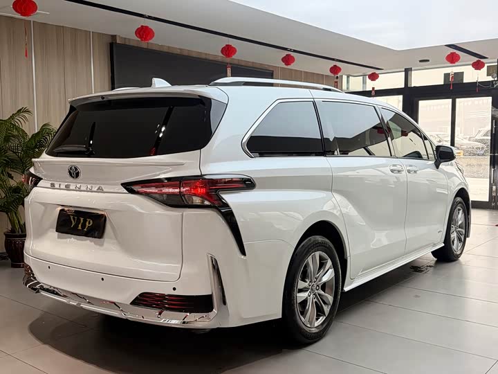 Toyota Sienna 2024 2024款 2.5L混动 舒适版