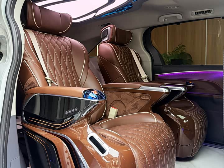 Toyota Sienna 2024 2024款 2.5L混动 舒适版
