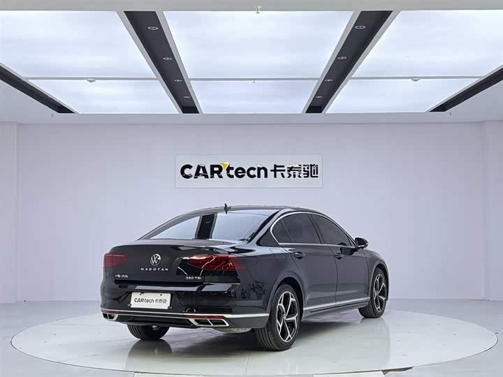 Фото 5 - Volkswagen Magotan