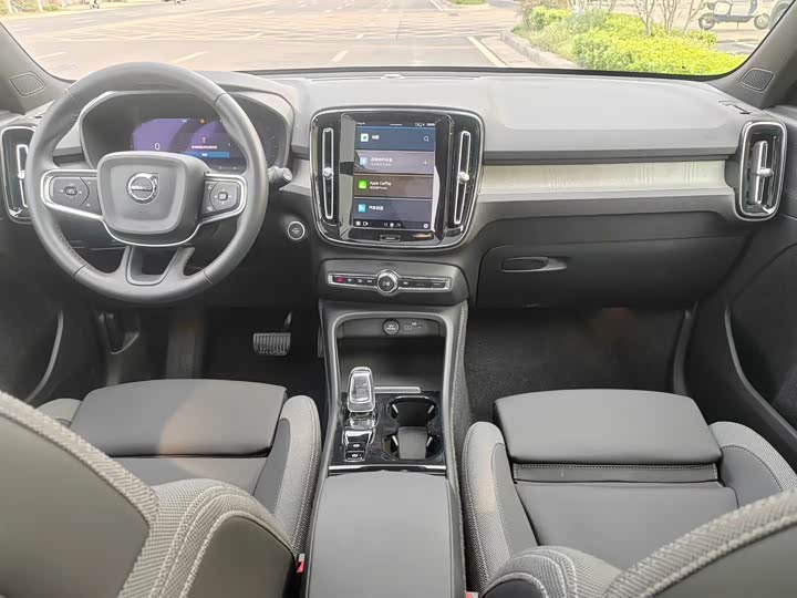 Volvo XC40 2024 2024款 B3 智远豪华版