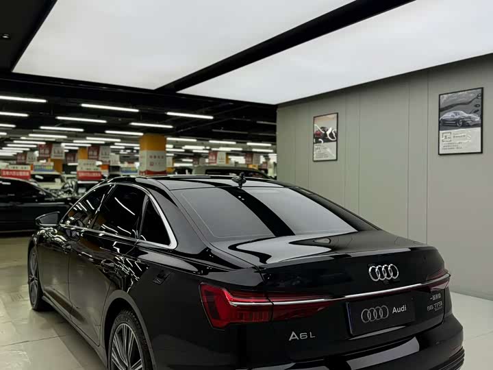 Photo 4 - Audi A6L