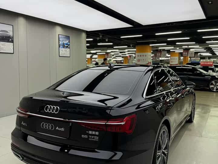 Photo 6 - Audi A6L