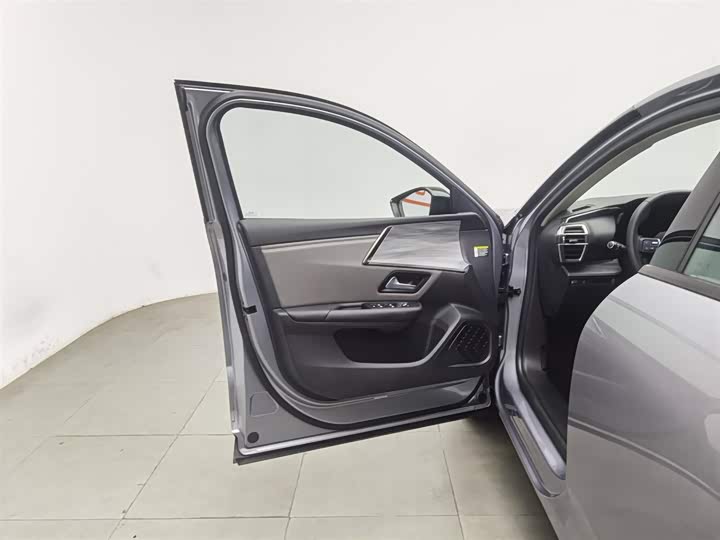 Фото 8 - Citroen C5 X