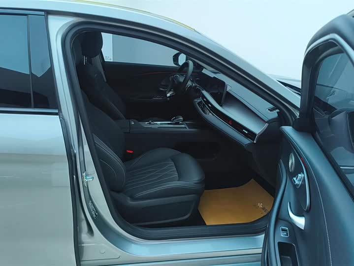 Zdjęcie 5 - Chery Arrizo 8