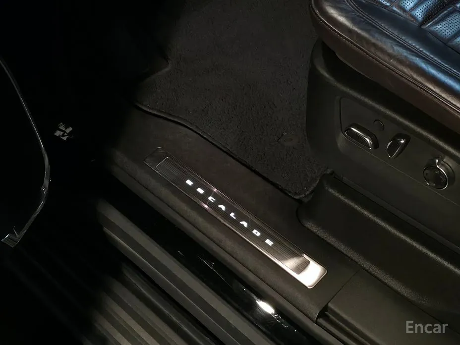 Cadillac Escalade 2021 6.2