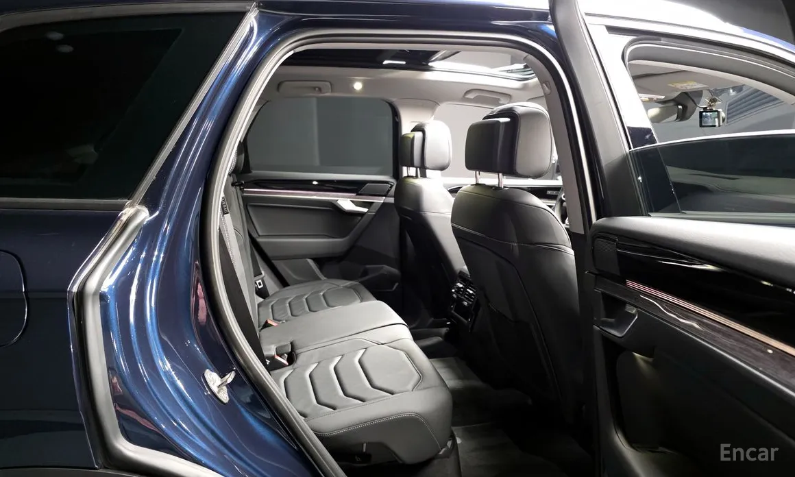 صورة 11 - Volkswagen Touareg