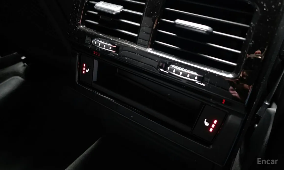 صورة 18 - Volkswagen Touareg