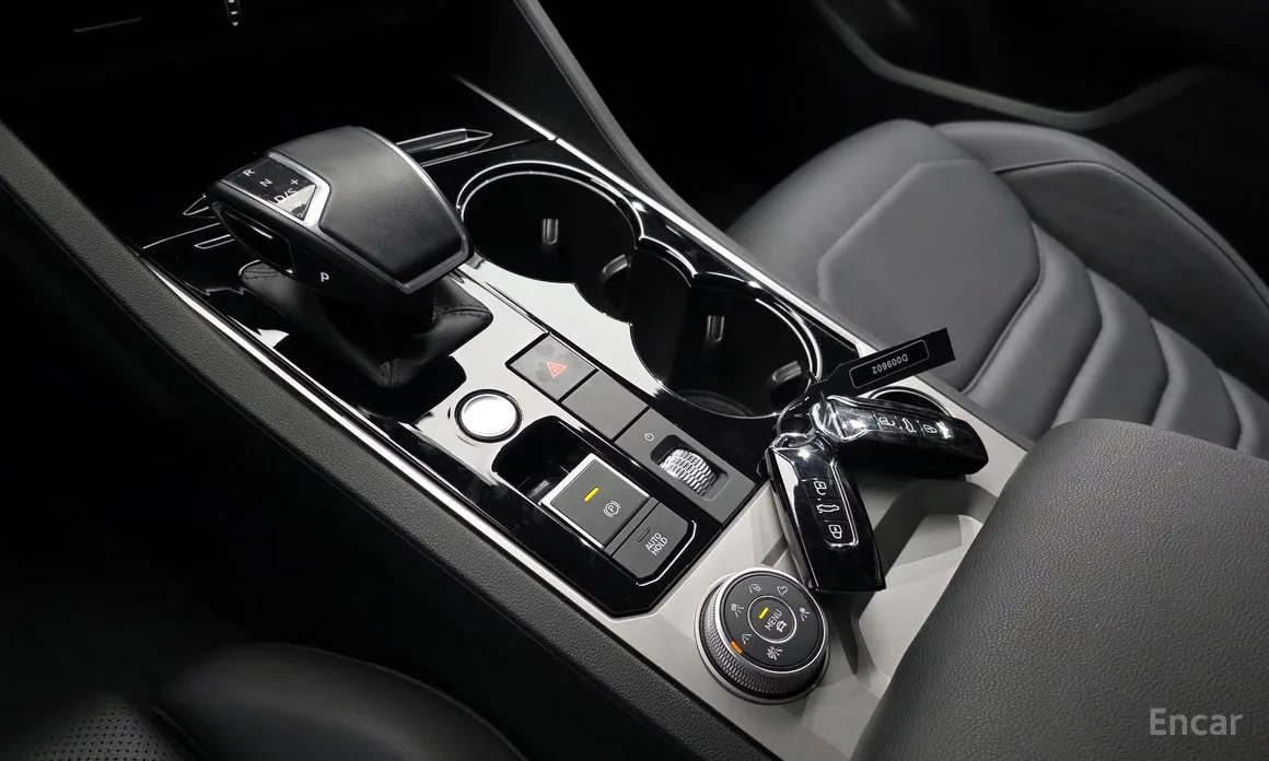صورة 9 - Volkswagen Touareg