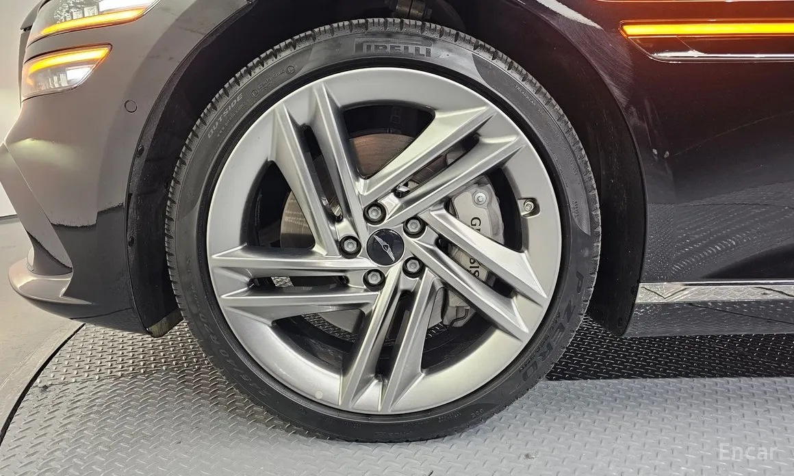 Фото 5 - Genesis G80