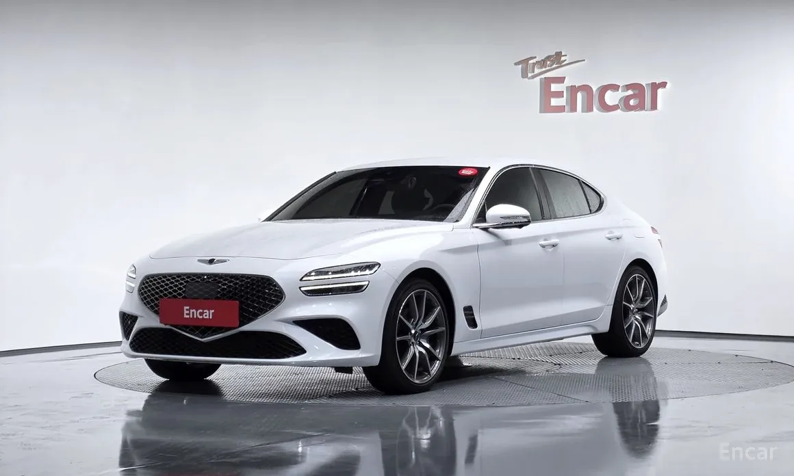 صورة 1 - Genesis G70