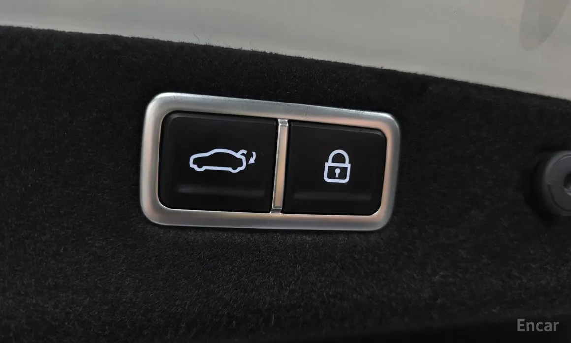 صورة 20 - Genesis G70