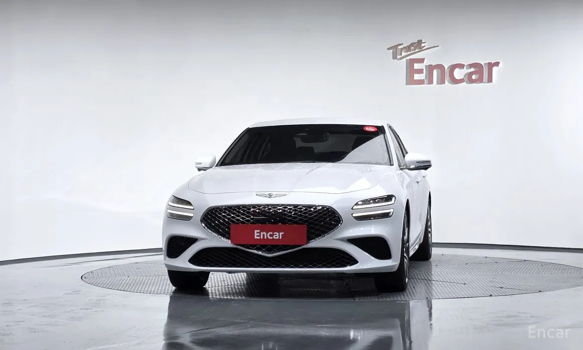 صورة 3 - Genesis G70