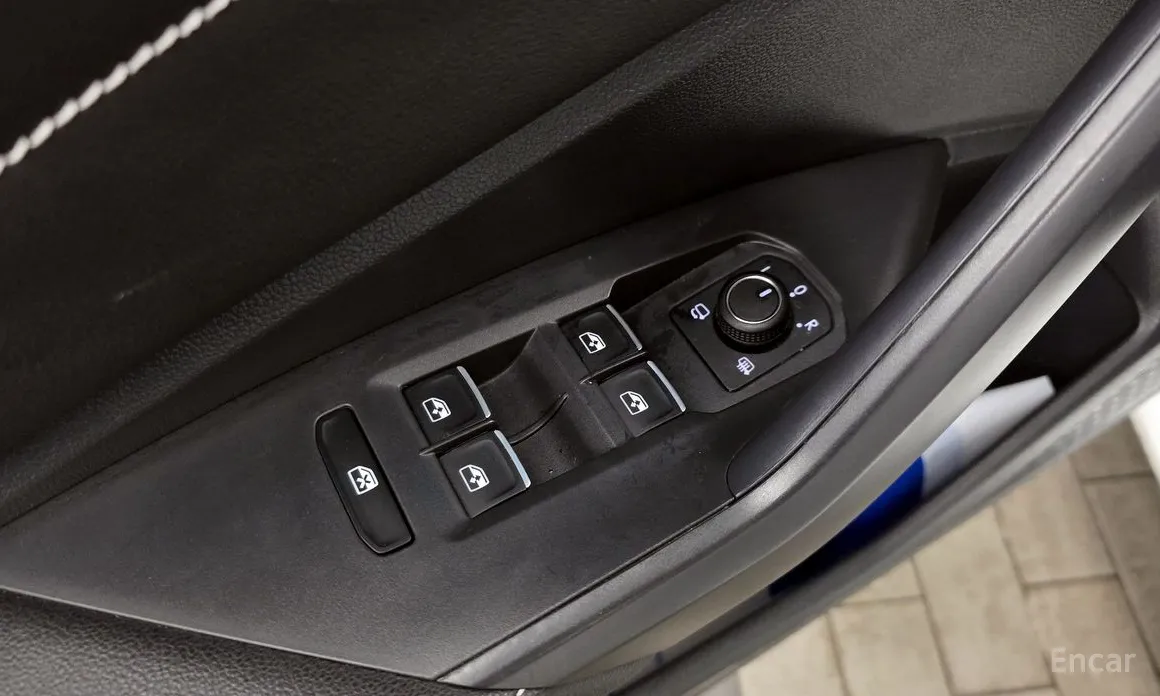 Photo 18 - Volkswagen Jetta