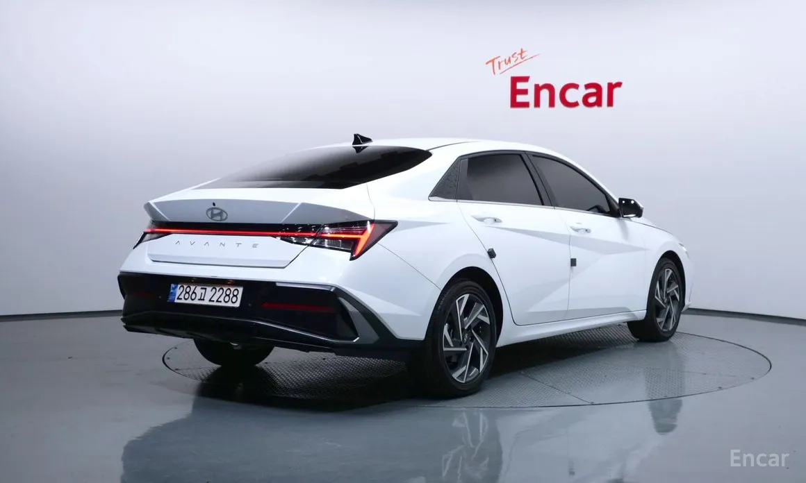 Hyundai Avante 2023 1.6