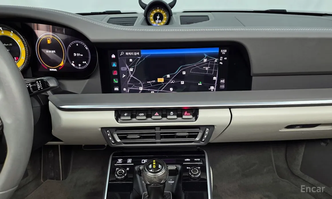 Porsche 911 2019 Turbo S Cabriolet