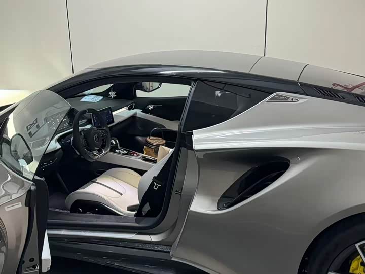 Lotus Emira 2021 2021款 2.0T DCT First Edition