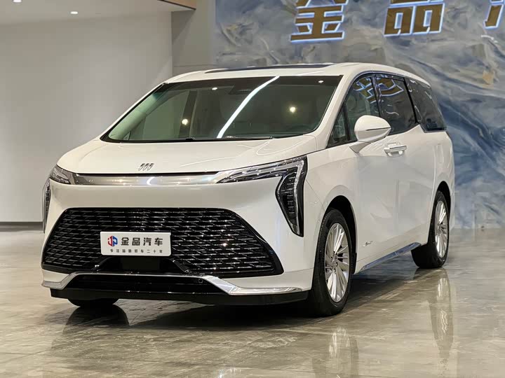 Buick GL8 Century 2025 2025款 2.0T 六座蕴世版
