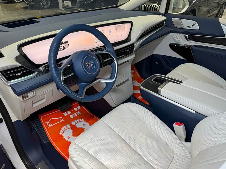 Buick GL8 Century 2025 2025款 2.0T 六座蕴世版