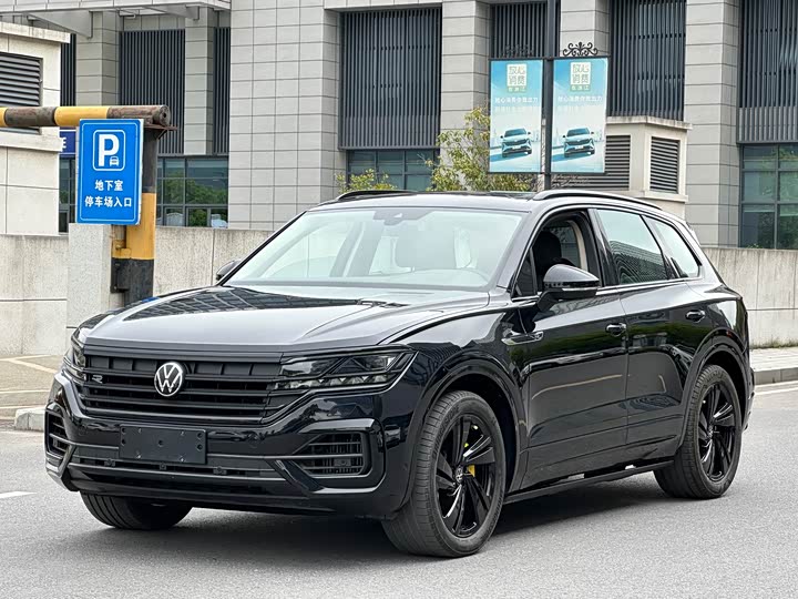 Volkswagen Touareg 2022 2022款 3.0TSI 锐享版 曜黑运动套装