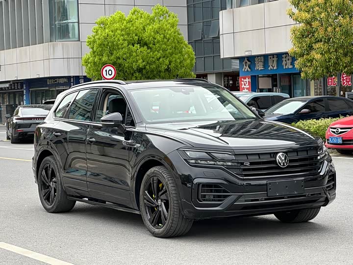 Volkswagen Touareg 2022 2022款 3.0TSI 锐享版 曜黑运动套装