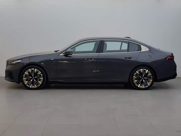 BMW i5 2025 2025款 eDrive 40L M运动套装