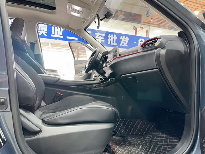 Фото 7 - Changan Oshan X5