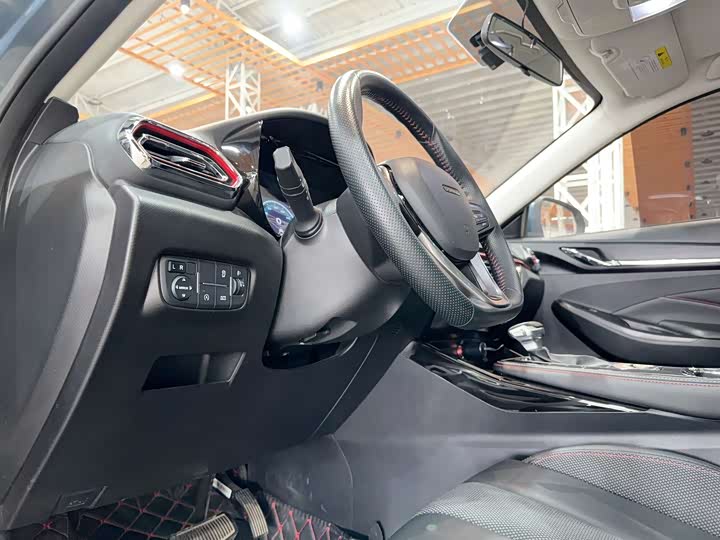 Фото 9 - Changan Oshan X5