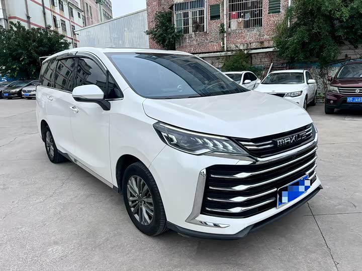 Photo 3 - Maxus G50