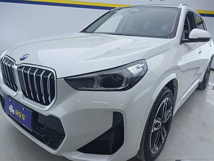 Фото 3 - BMW X1