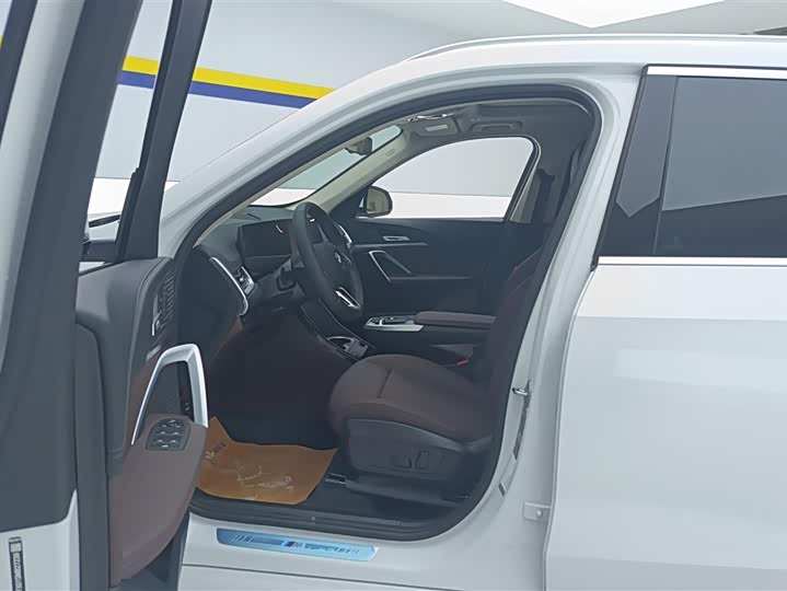 Фото 5 - BMW X1