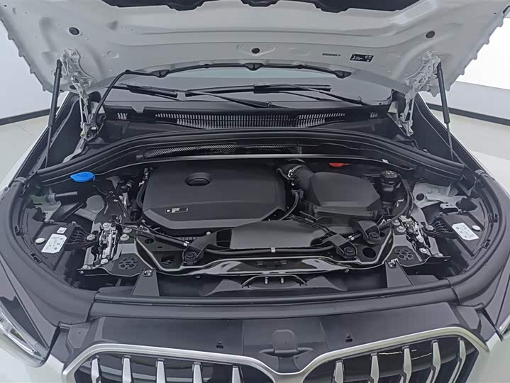 Фото 6 - BMW X1