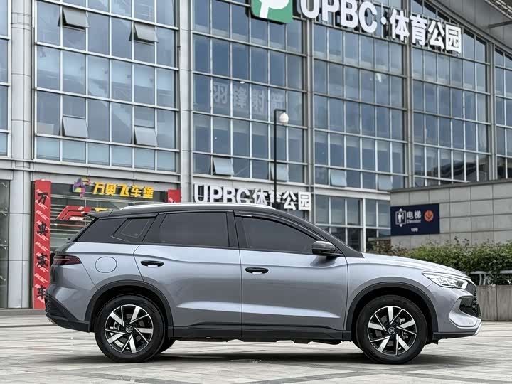 Zdjęcie 7 - BYD Song Pro Hybrid