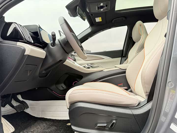 Zdjęcie 9 - BYD Song Pro Hybrid