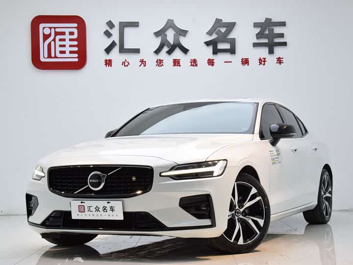 Фото 1 - Volvo S60