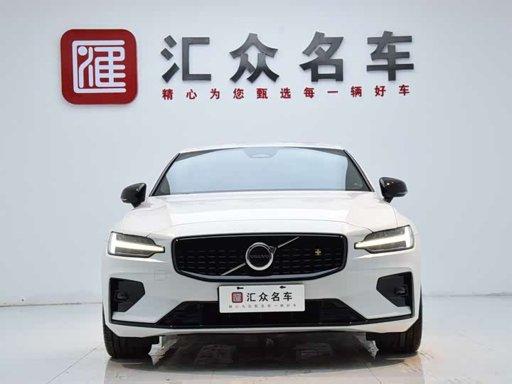 Фото 2 - Volvo S60