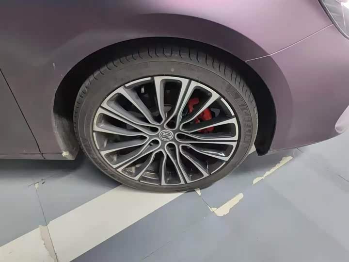 MG Motor 7 2025 2025款 2.0T 405 AT奢享版