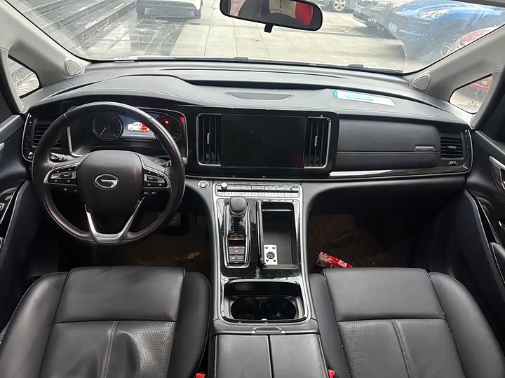Zdjęcie 5 - GAC Trumpchi M8