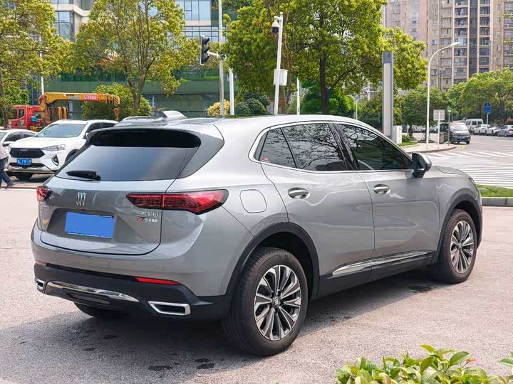 2025 Buick Envision S